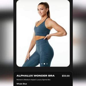 NWT Alphalete Alphalux Wonder bra in color whale blue